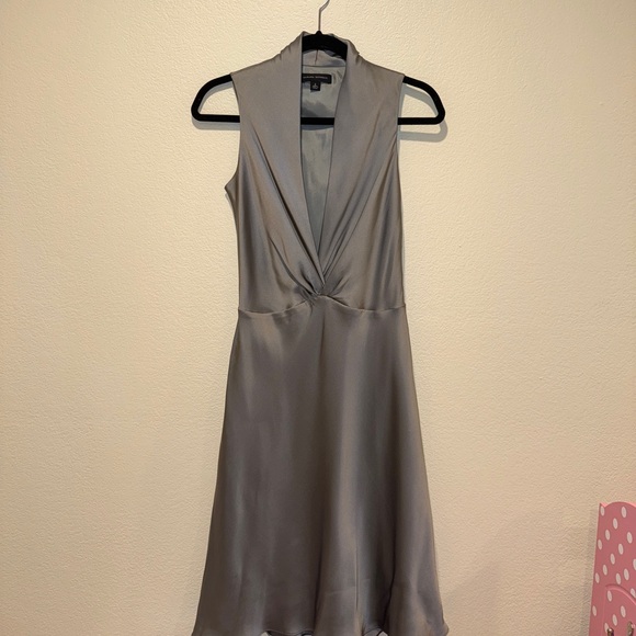 Banana Republic Silk Dress midi dress - Picture 11 of 11